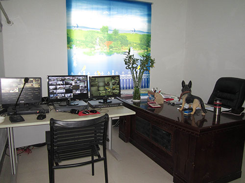 廠(chǎng)長(zhǎng)辦公室